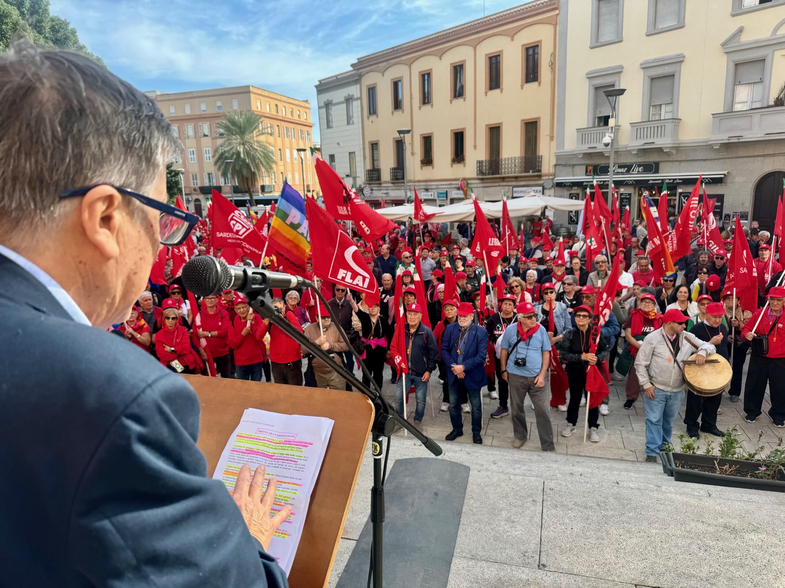 Pensioni, l’aumento per le minime è di tre euro: lo Spi Cgil si mobilita in tutta Italia